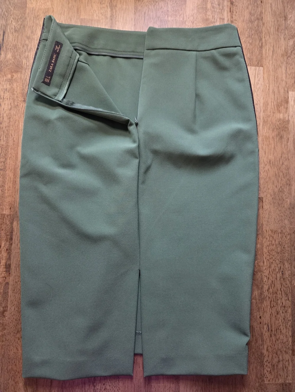 Zara Zipper Side With Faux Leather Piping Green Pencil Skirt - Picture 7 of 10